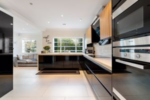 Photo 17- click for photo gallery